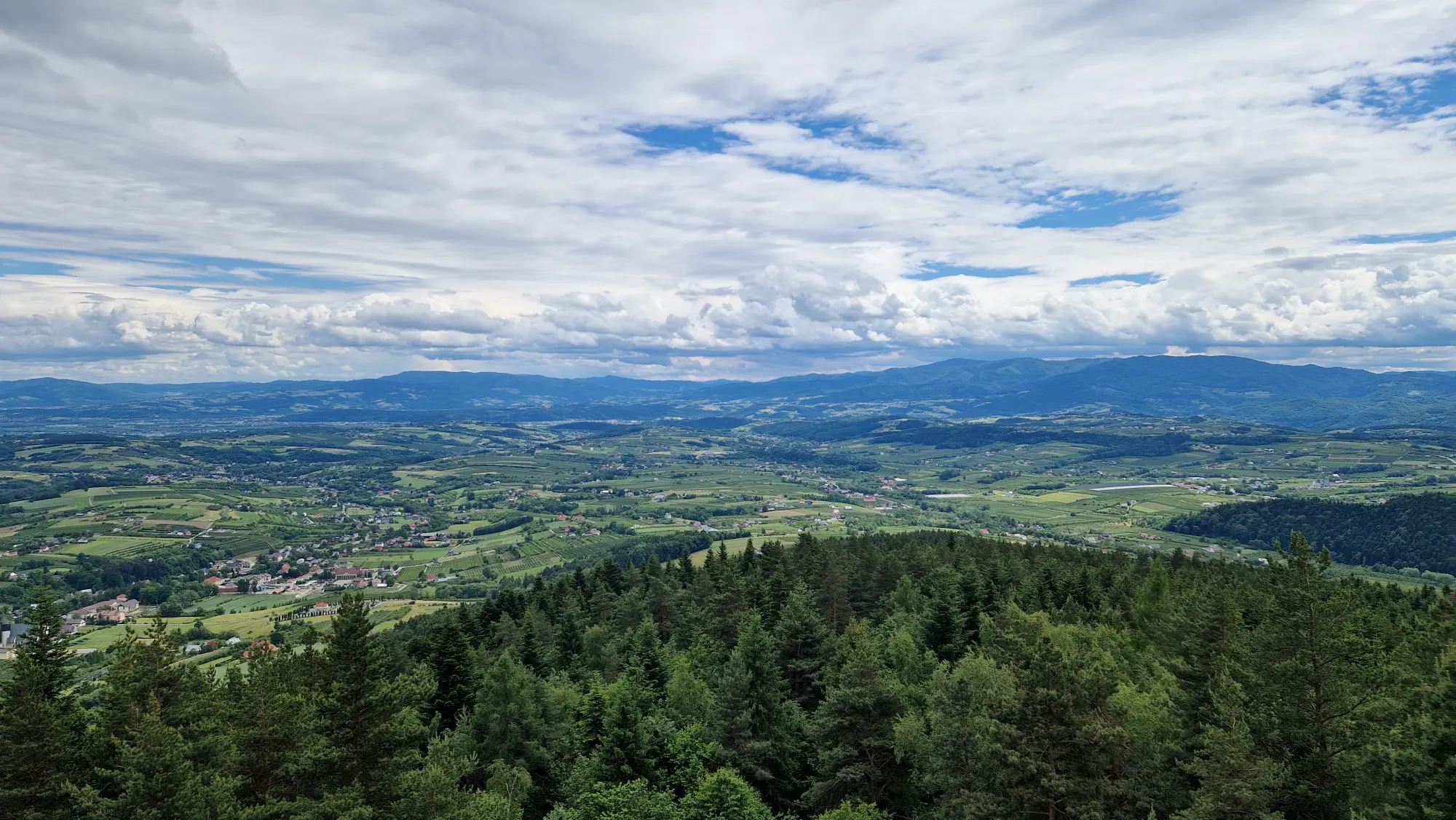 Góra Skiełek w Łukowicy - nowa wieża widokowa z zapierającymi dech w piersiach panoramami!