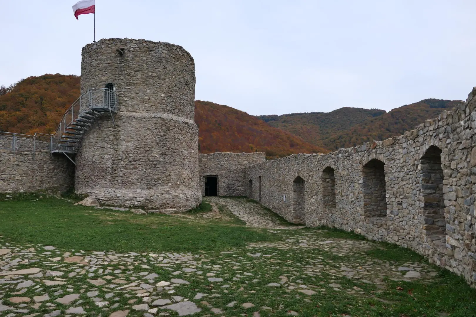 Ruiny Zamku w Rytrze