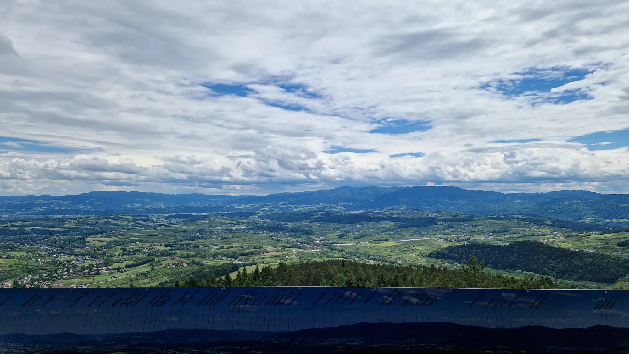 Góra Skiełek w Łukowicy - nowa wieża widokowa z zapierającymi dech w piersiach panoramami!